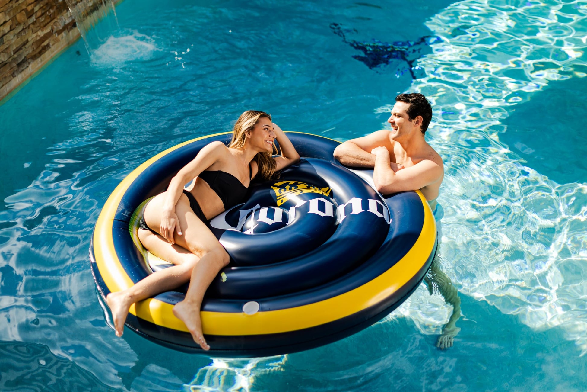 Corona Lime Round Pool Float